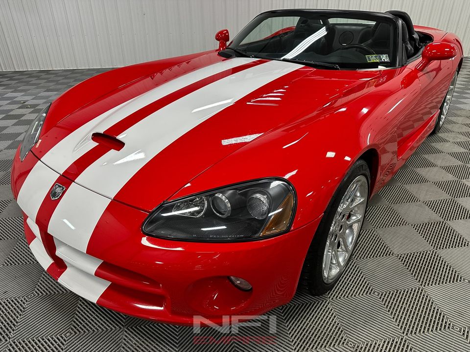 2004 Dodge Viper