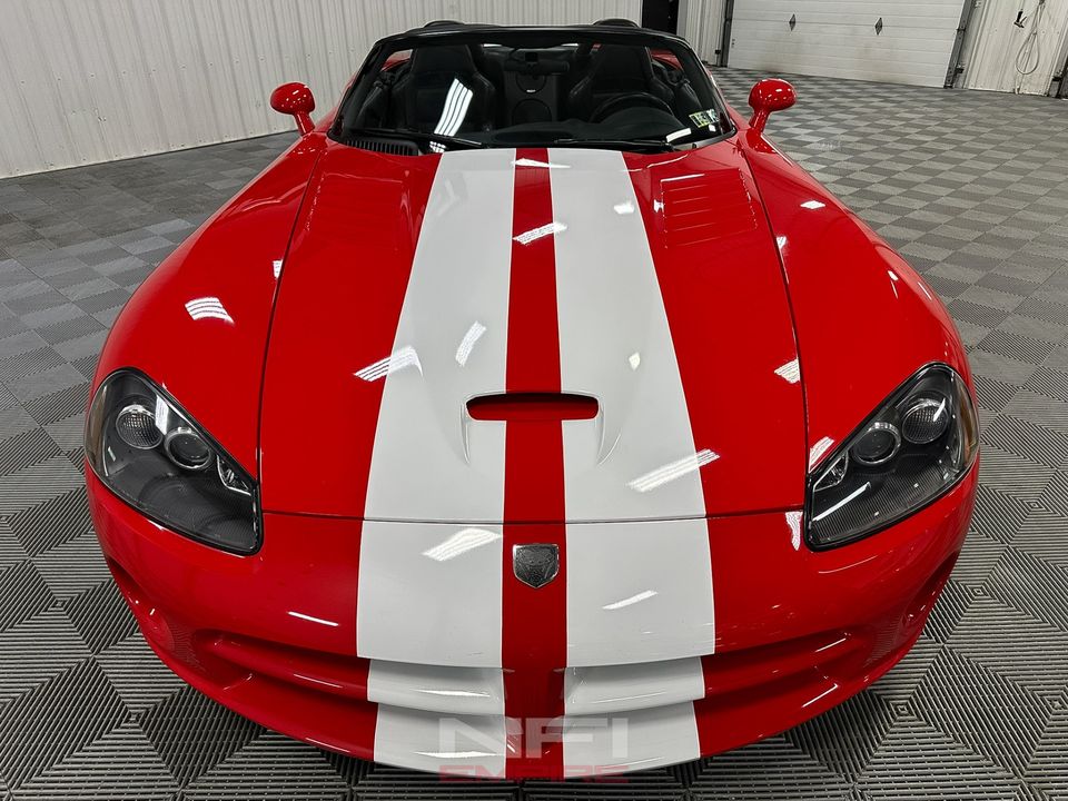 2004 Dodge Viper