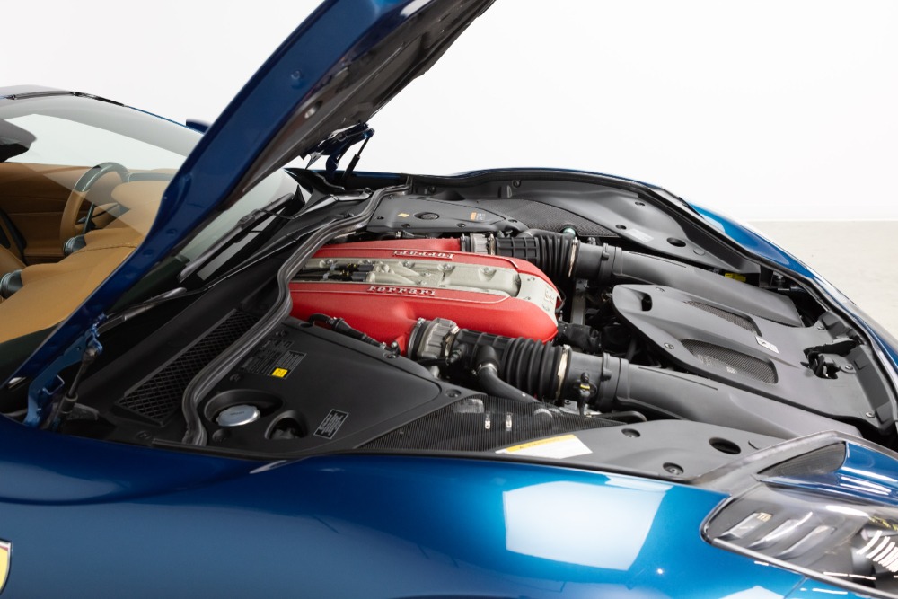 2021 Ferrari 812 GTS