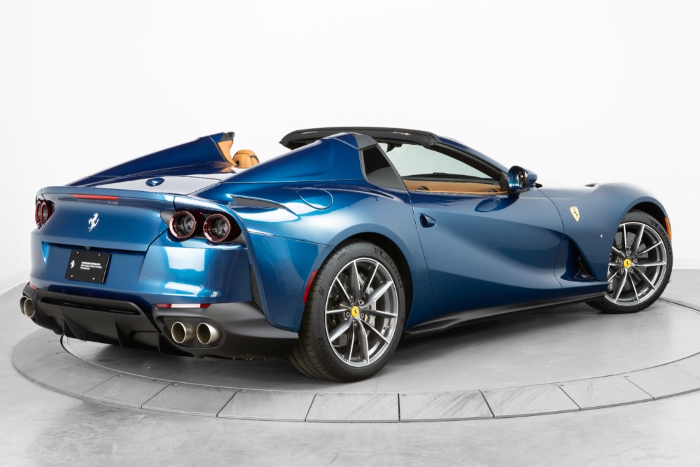 2021 Ferrari 812 GTS