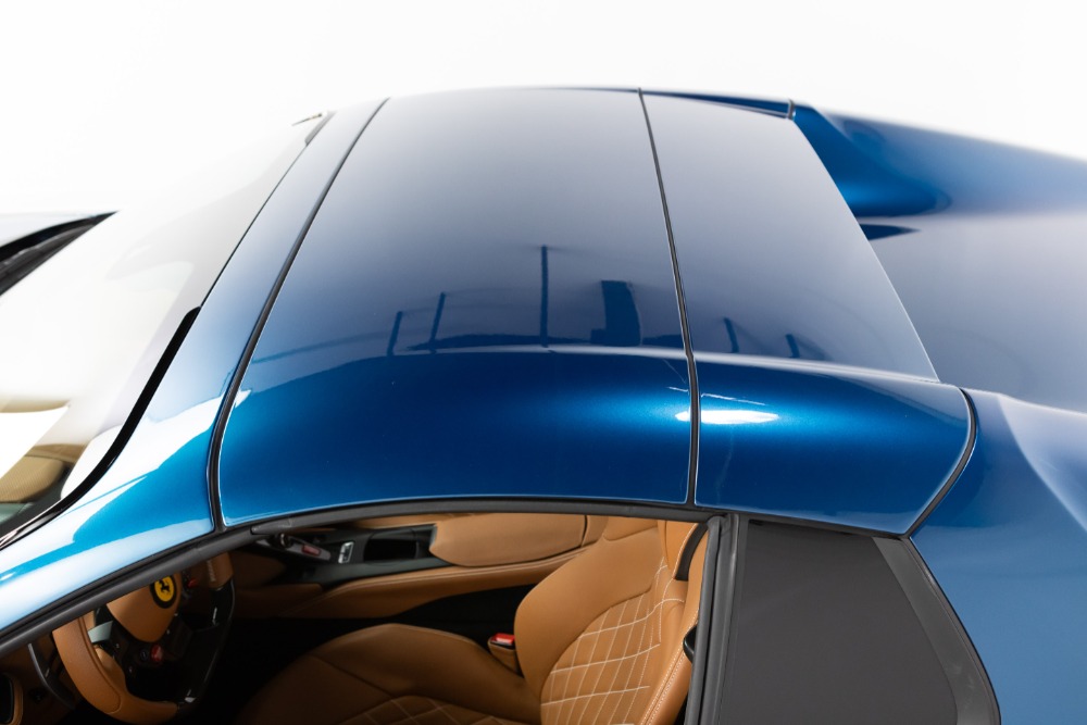 2021 Ferrari 812 GTS