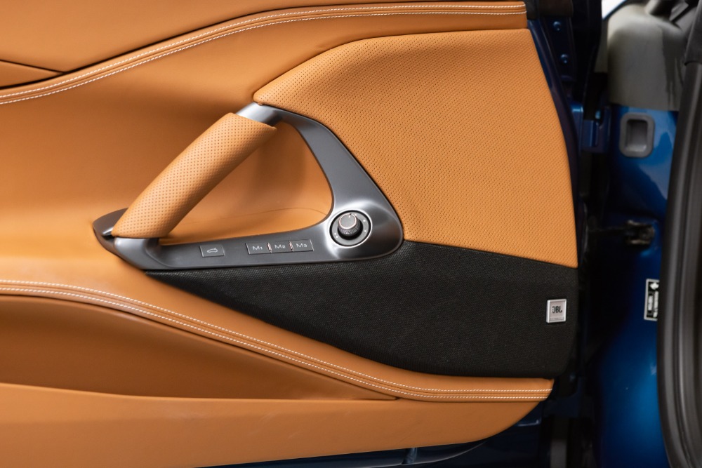 2021 Ferrari 812 GTS