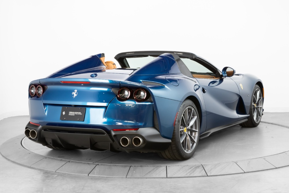 2021 Ferrari 812 GTS