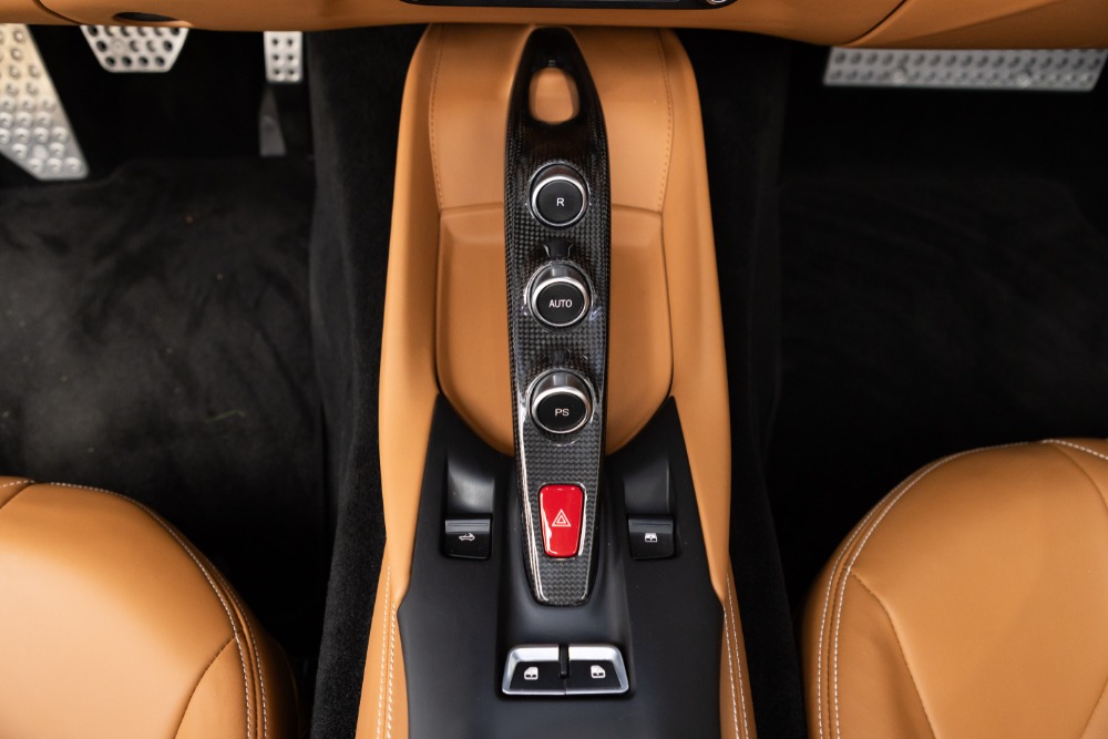 2021 Ferrari 812 GTS