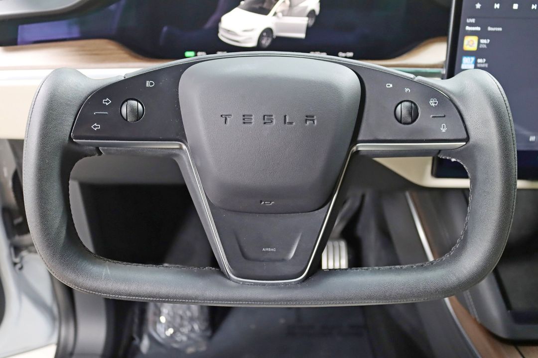 2023 Tesla Model X