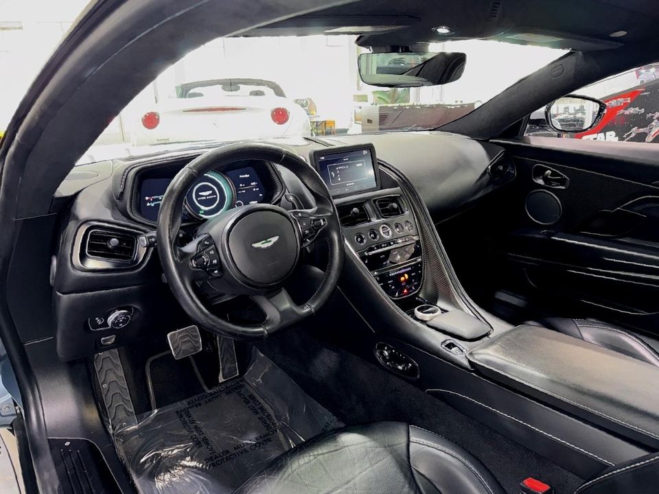 2019 Aston Martin DB11