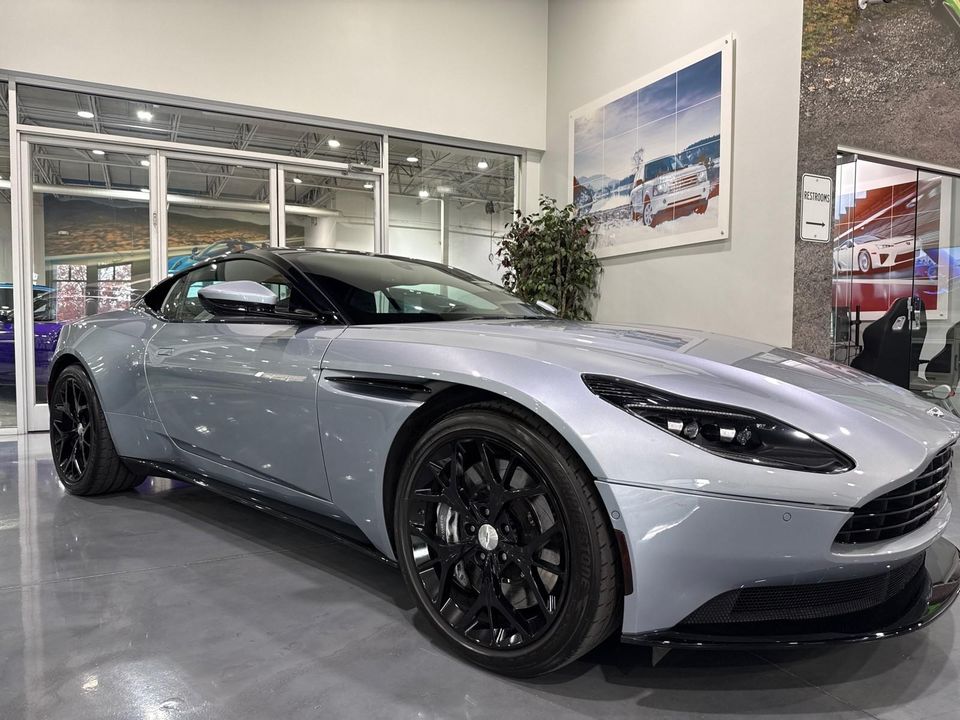 2019 Aston Martin DB11