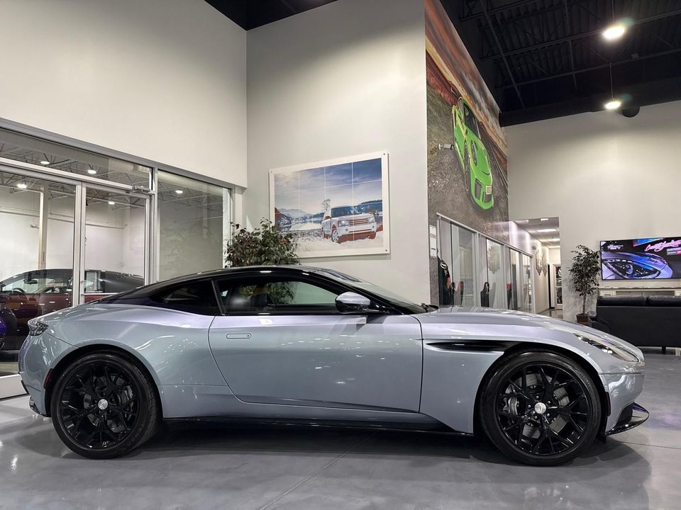 2019 Aston Martin DB11