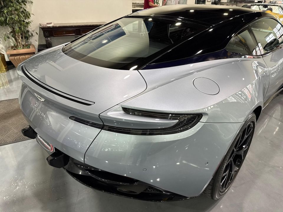 2019 Aston Martin DB11