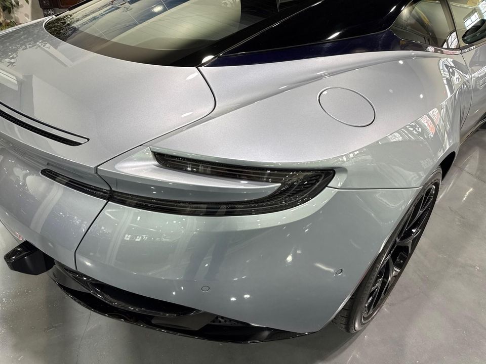 2019 Aston Martin DB11