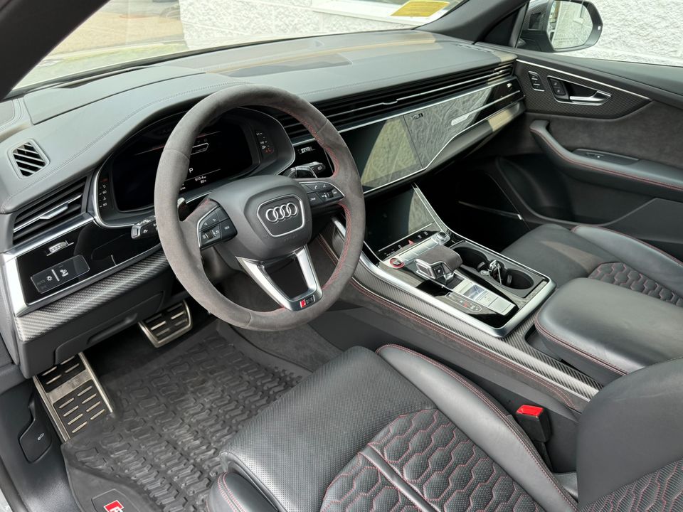 2022 Audi RS Q8