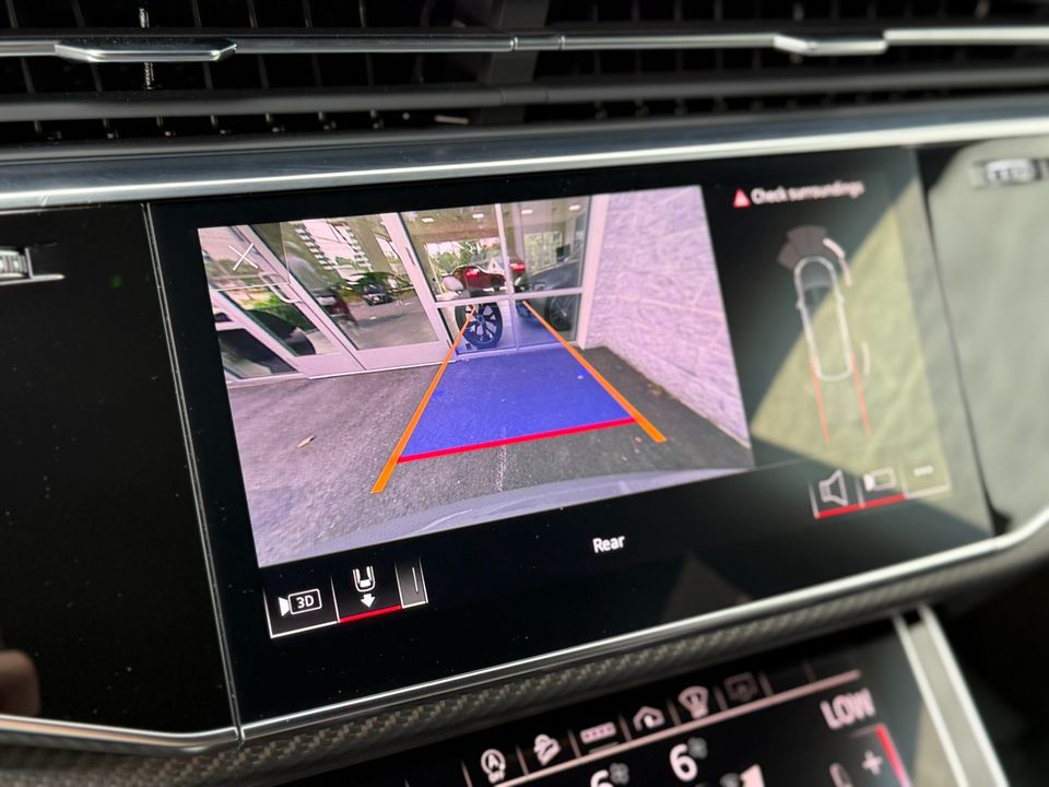2022 Audi RS Q8