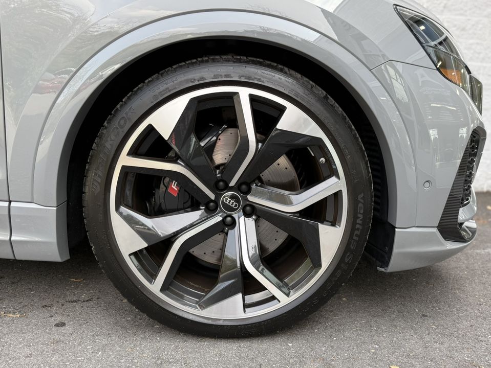 2022 Audi RS Q8