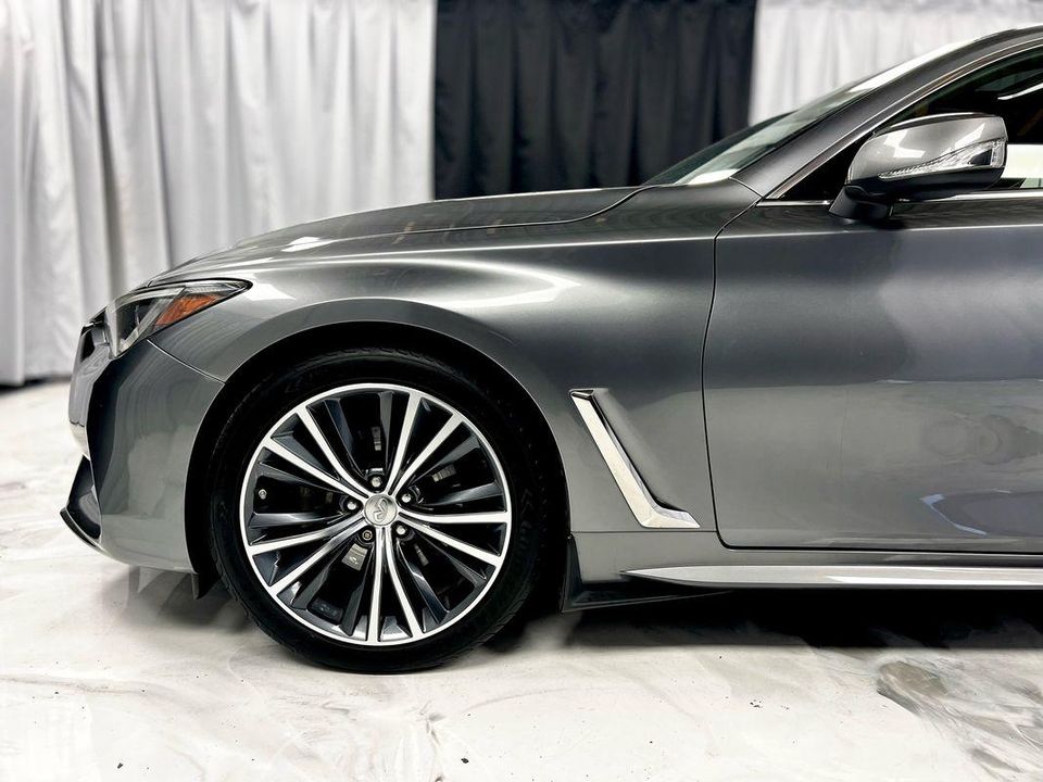 2017 INFINITI Q60