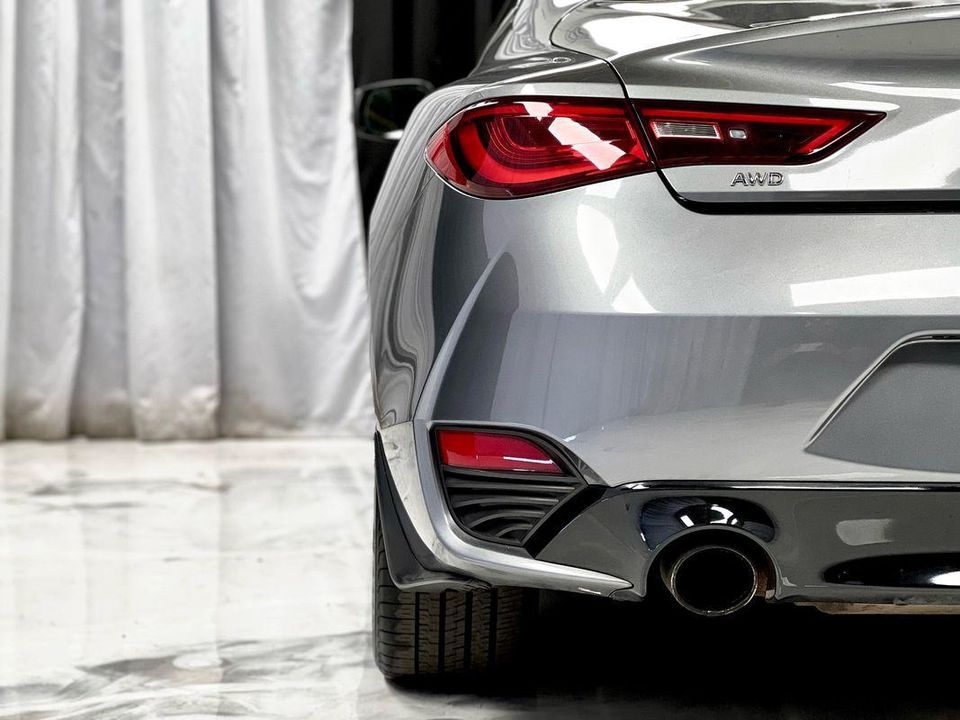 2017 INFINITI Q60