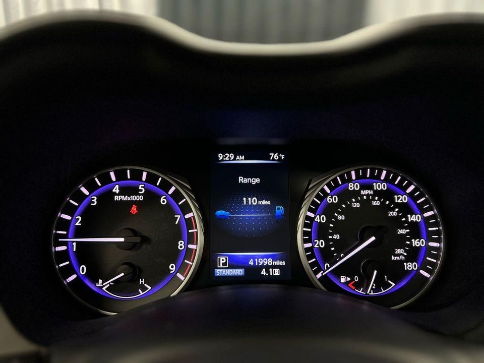 2017 INFINITI Q60