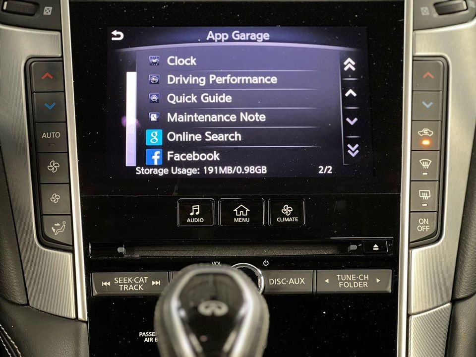 2017 INFINITI Q60