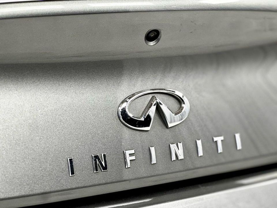 2017 INFINITI Q60