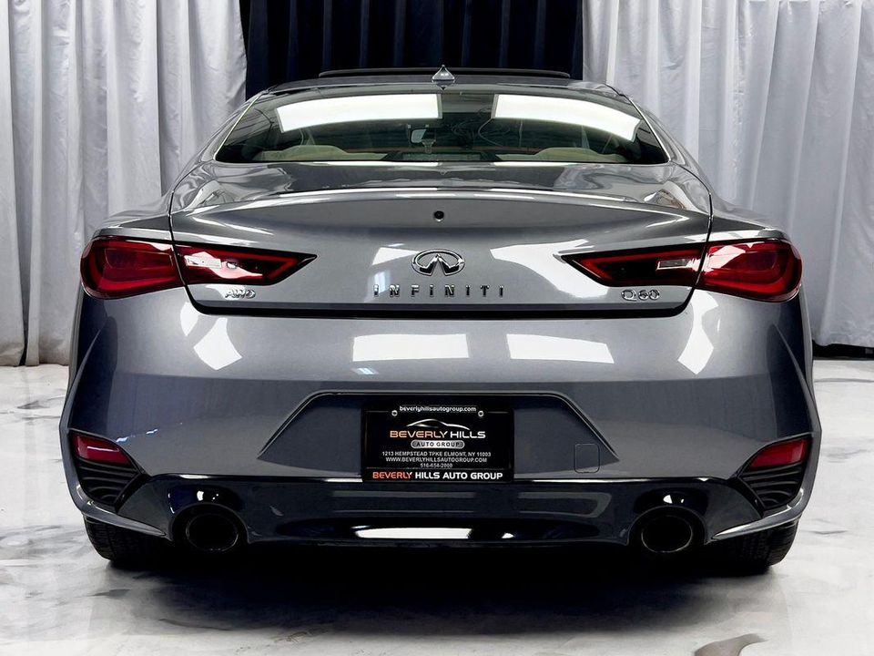 2017 INFINITI Q60