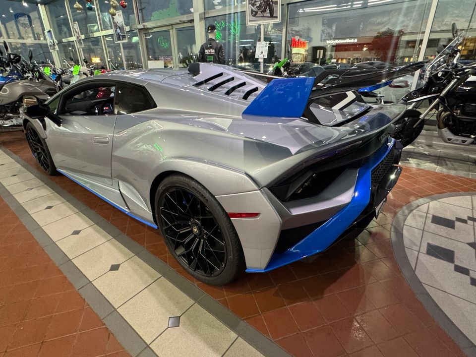 2023 Lamborghini Huracan