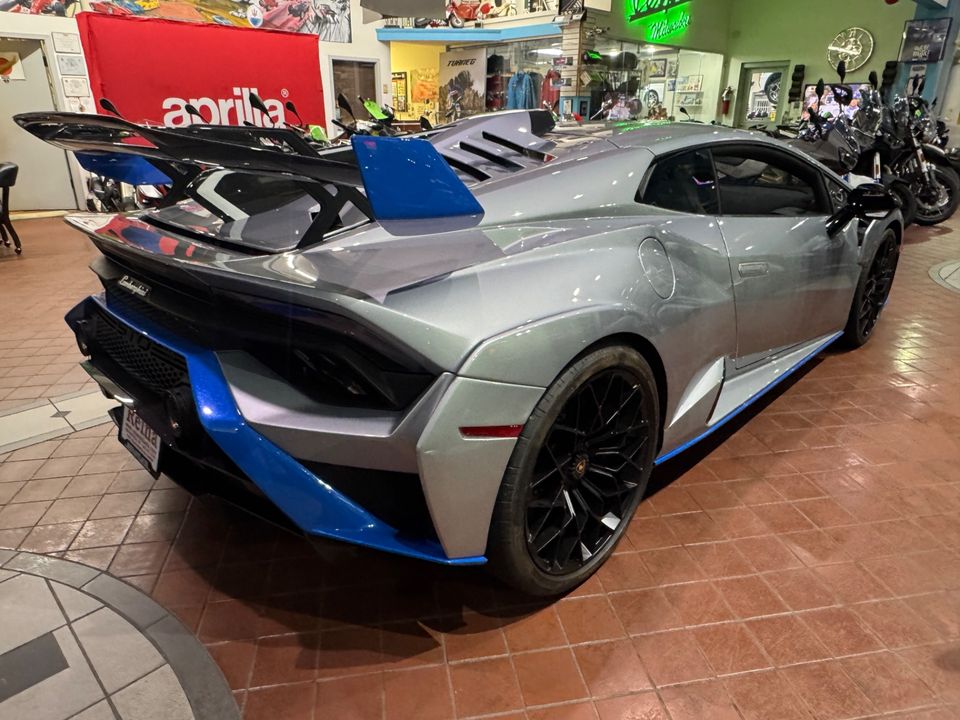 2023 Lamborghini Huracan
