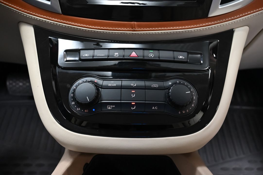 2020 Mercedes-Benz Metris