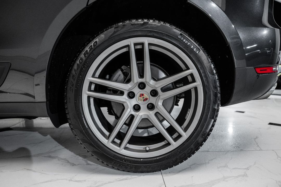 2021 Porsche Macan