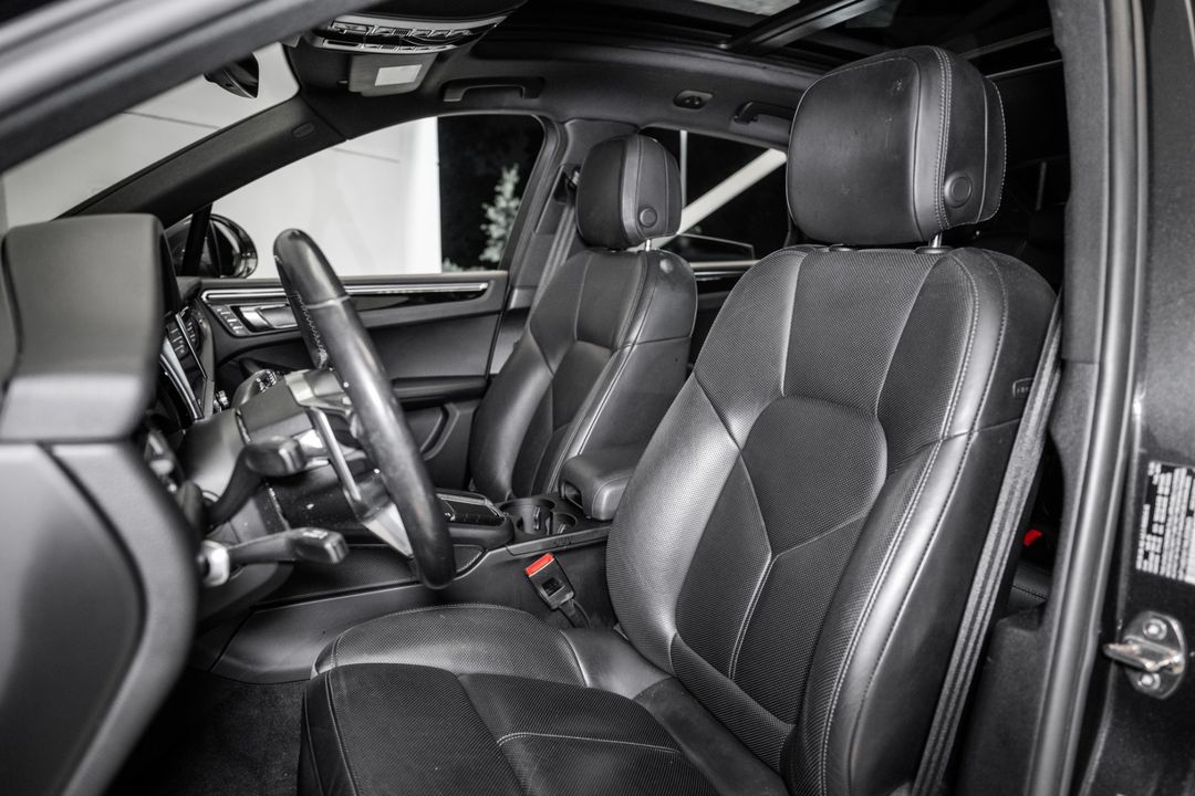 2021 Porsche Macan