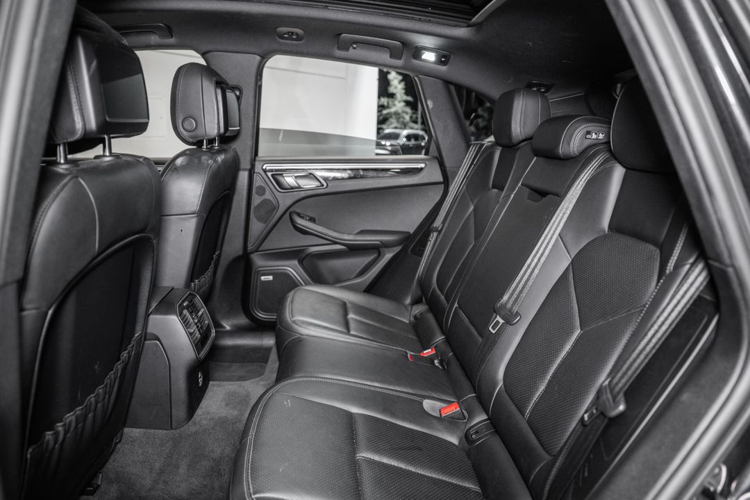 2021 Porsche Macan