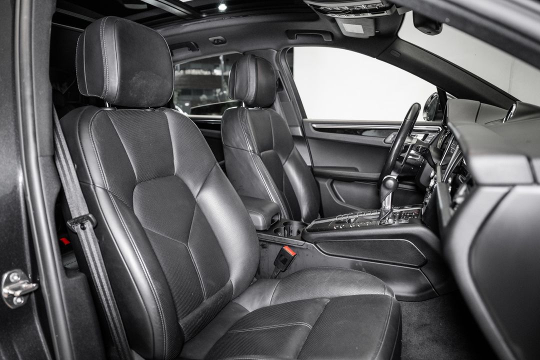 2021 Porsche Macan