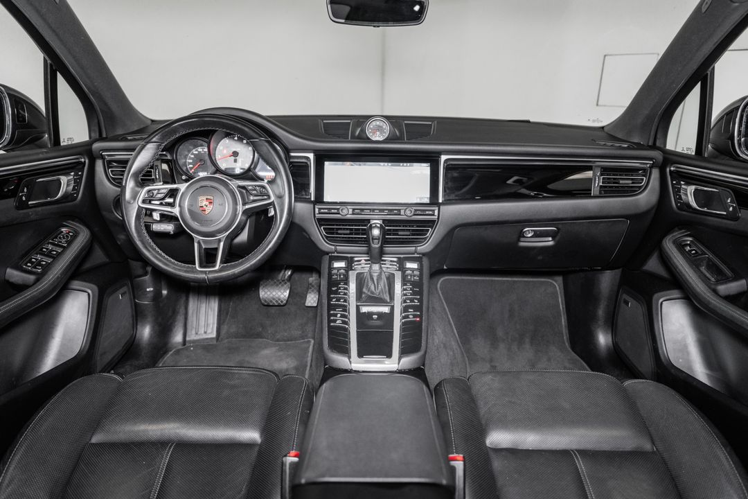 2021 Porsche Macan