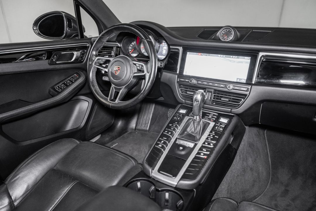 2021 Porsche Macan