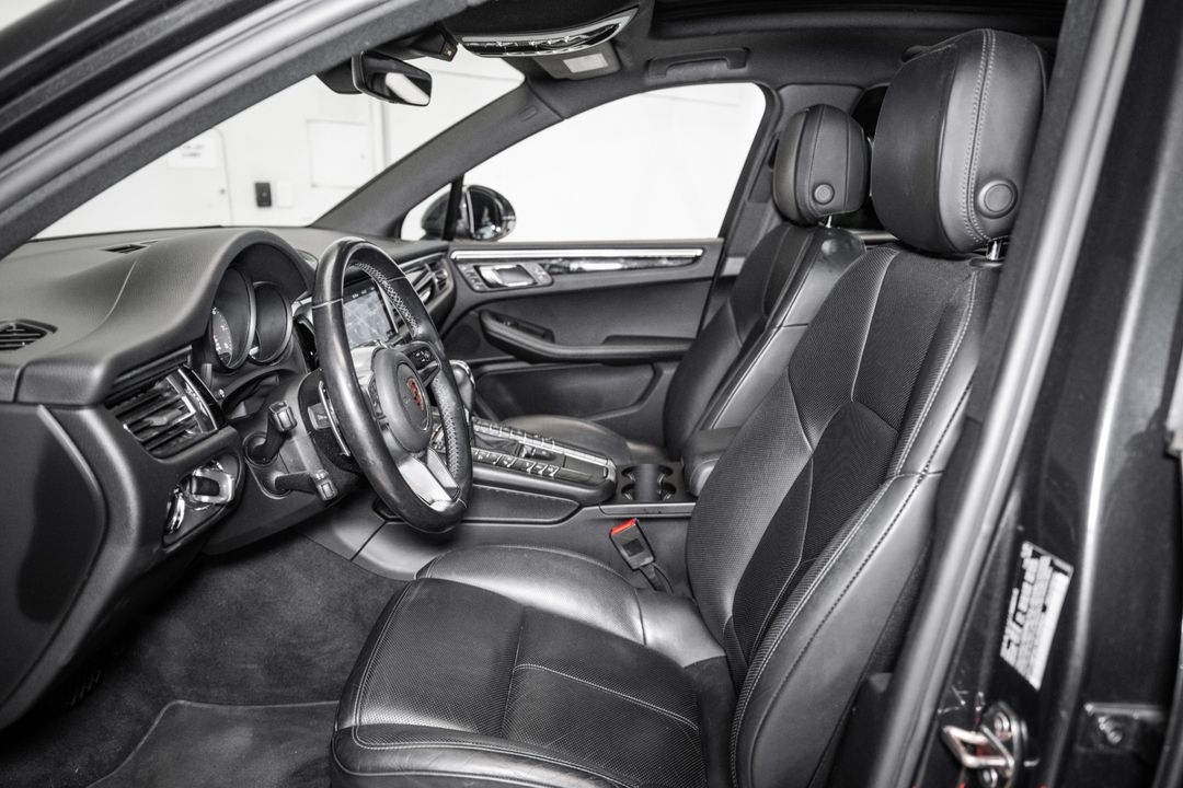 2021 Porsche Macan