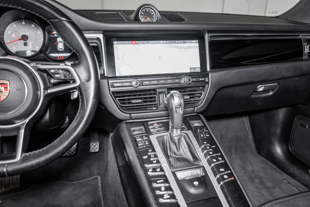 2021 Porsche Macan