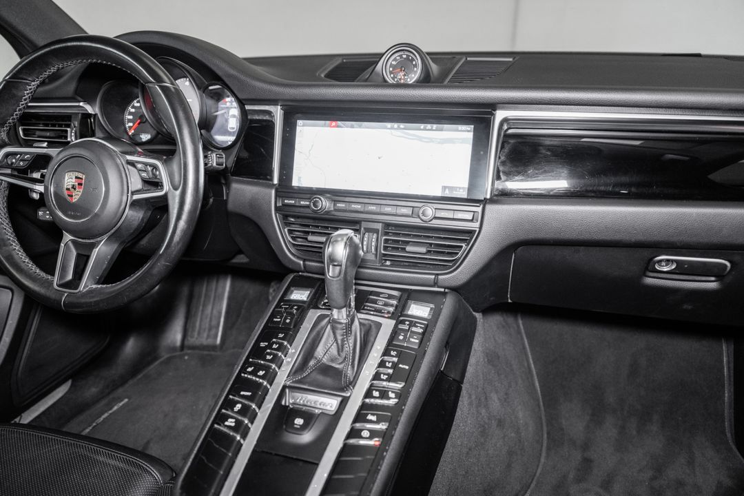 2021 Porsche Macan