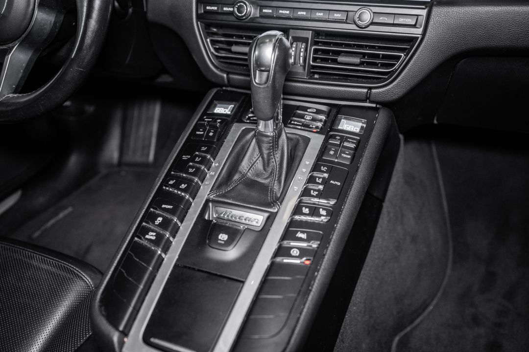 2021 Porsche Macan