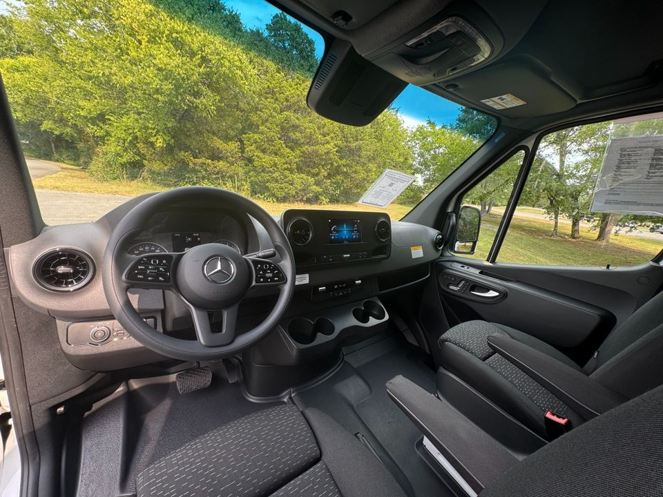 2024 Mercedes-Benz Sprinter