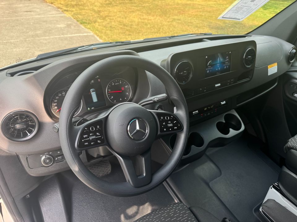 2024 Mercedes-Benz Sprinter