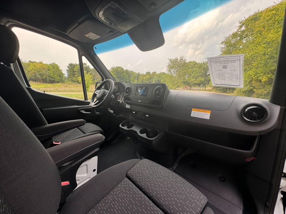 2024 Mercedes-Benz Sprinter