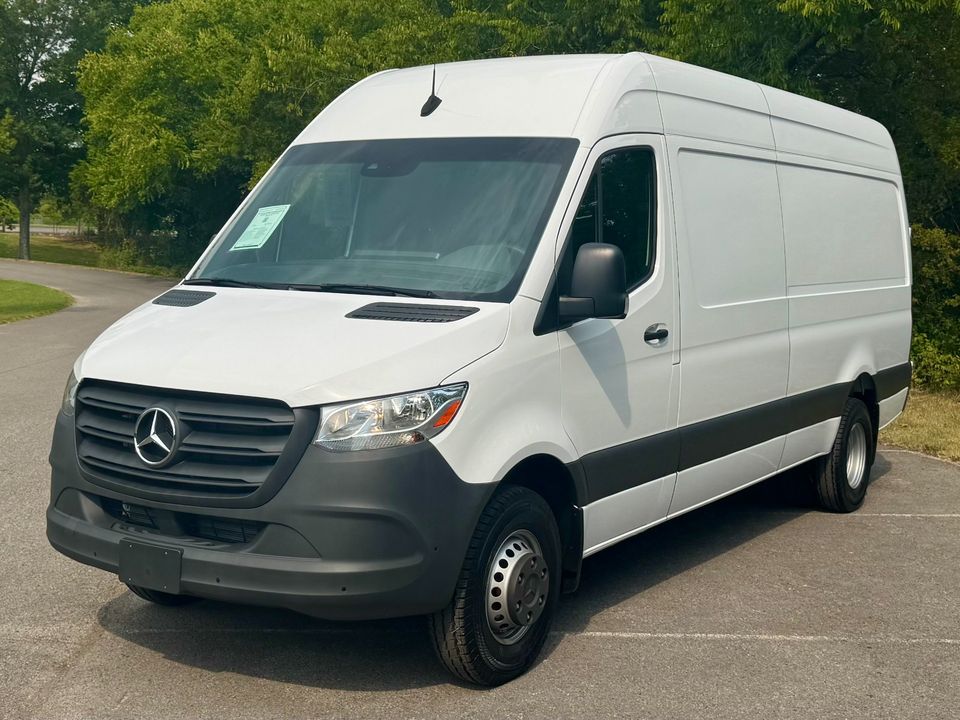 2024 Mercedes-Benz Sprinter
