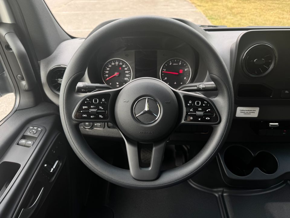 2024 Mercedes-Benz Sprinter