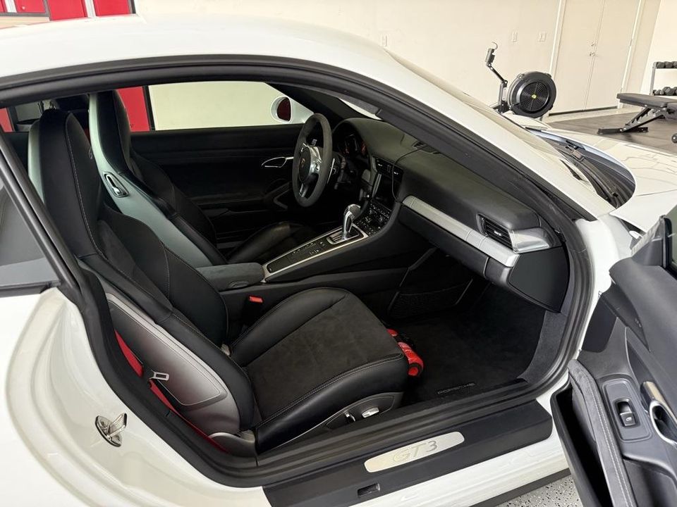 2015 Porsche 911