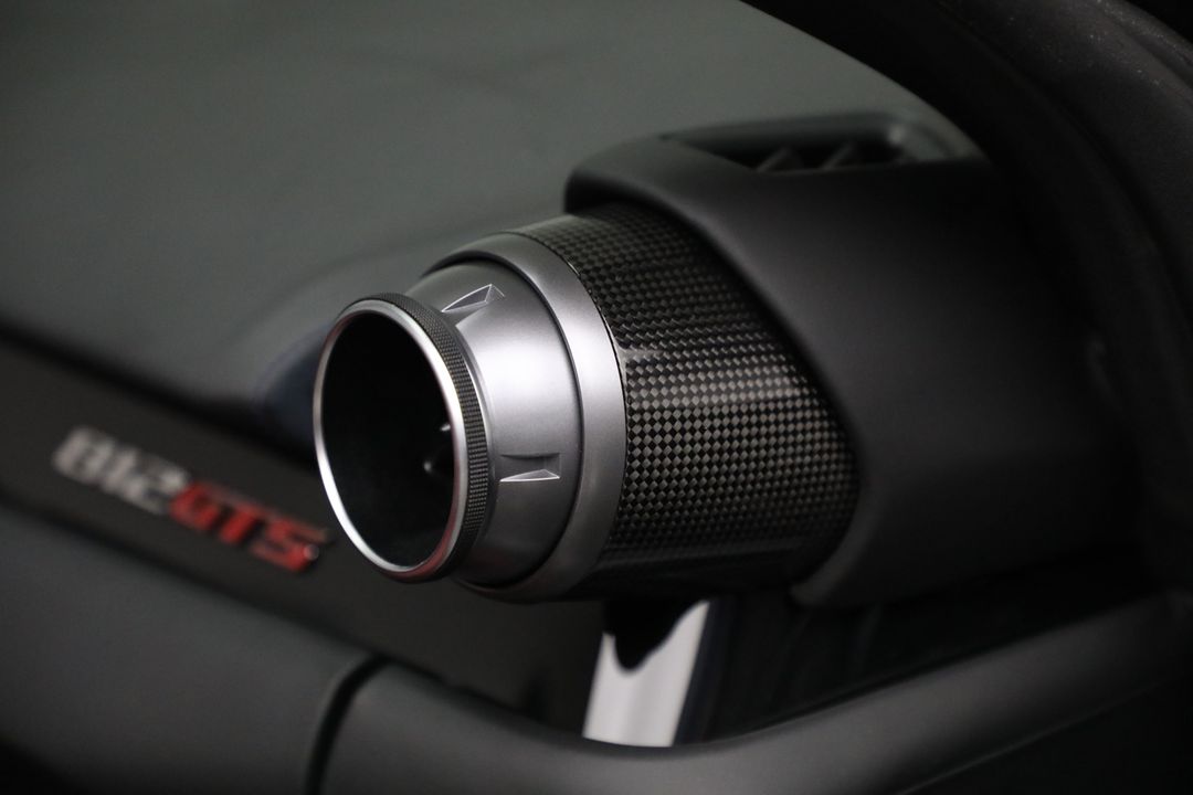 2022 Ferrari 812 GTS