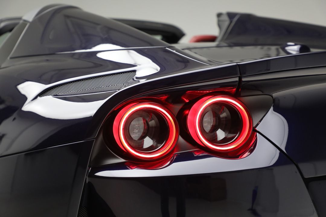 2022 Ferrari 812 GTS