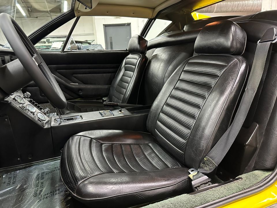 1974 DeTomaso Pantera