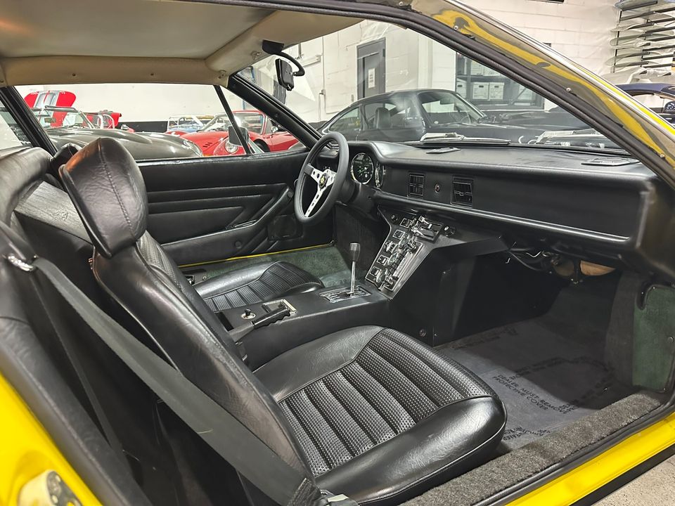 1974 DeTomaso Pantera