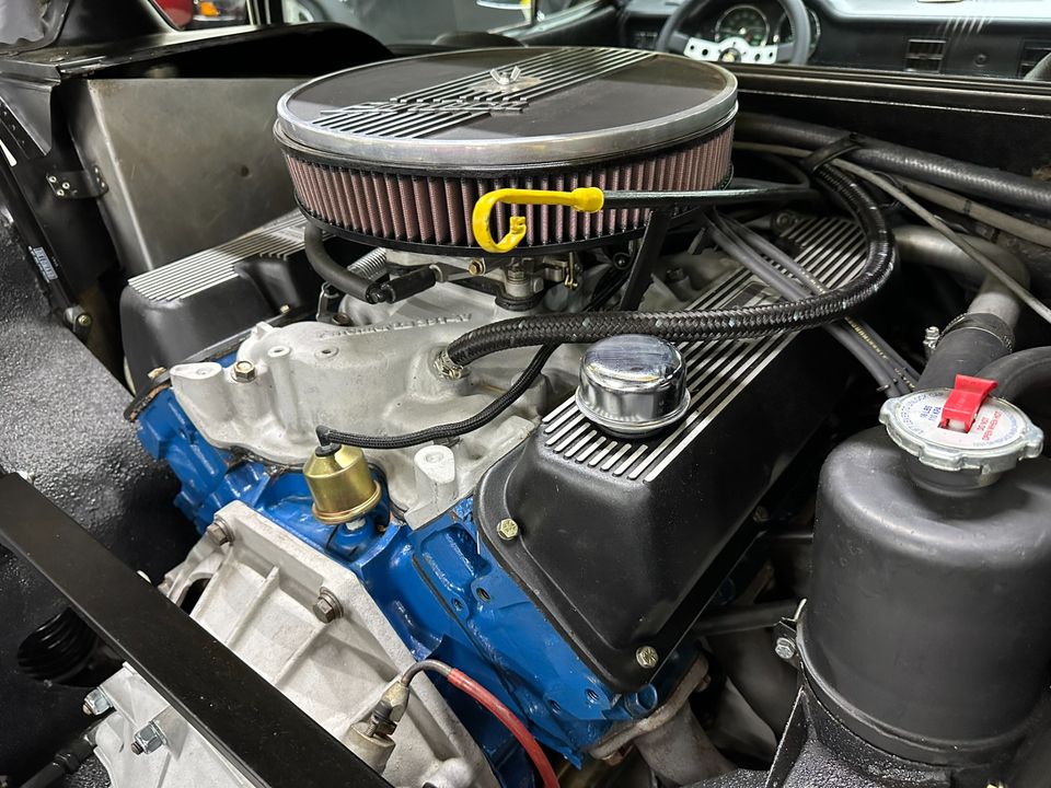 1974 DeTomaso Pantera