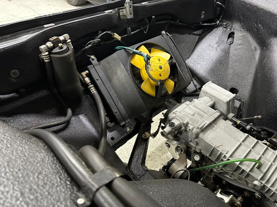 1974 DeTomaso Pantera