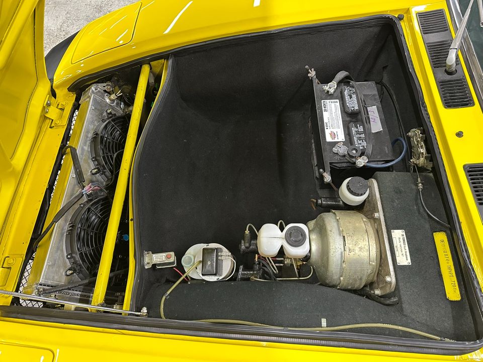 1974 DeTomaso Pantera