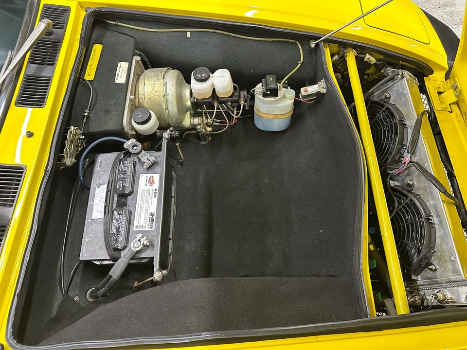 1974 DeTomaso Pantera